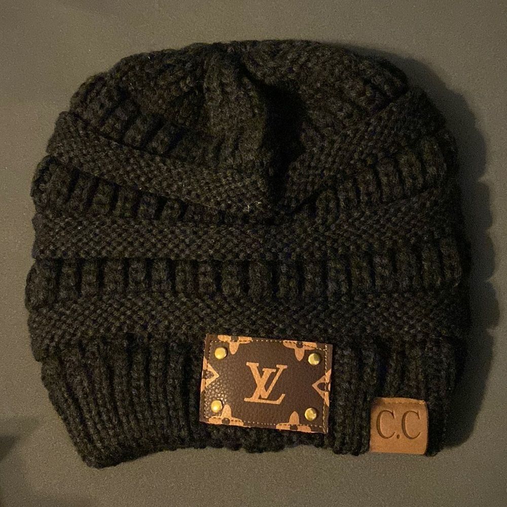Upcycled C.C Beanie Black Knit